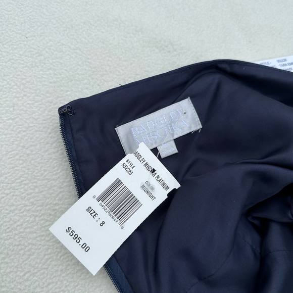 Badgley Mischka midnight blue size 8 - Picture 2 of 10